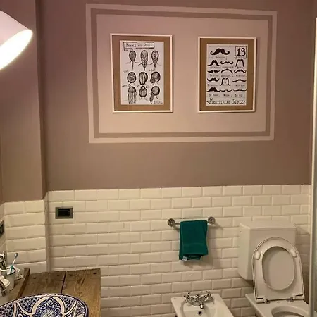 Apartment La Casa Di Lalla In Pieno Centro.